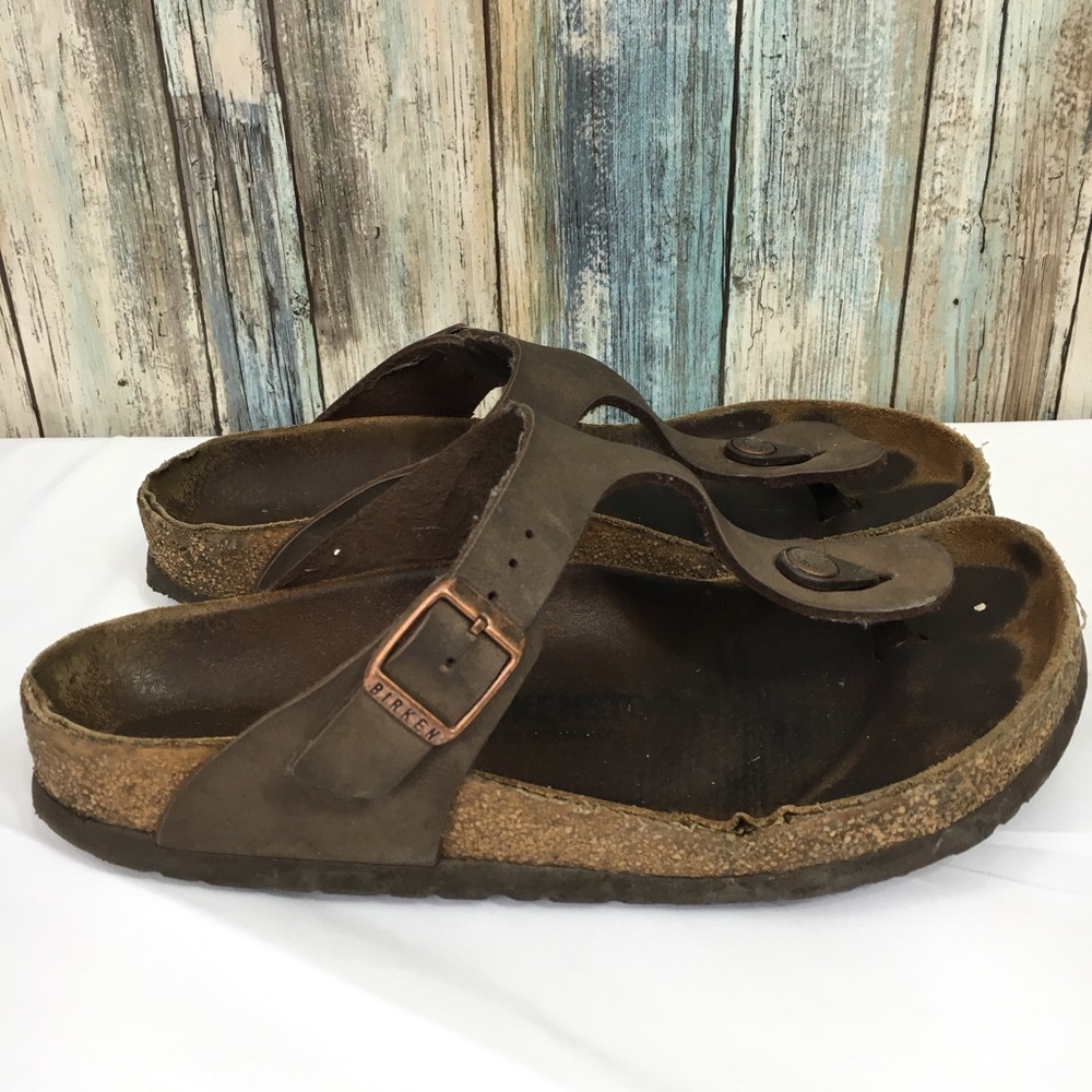 Birkenstock Gizeh T Strap Leather Sandals